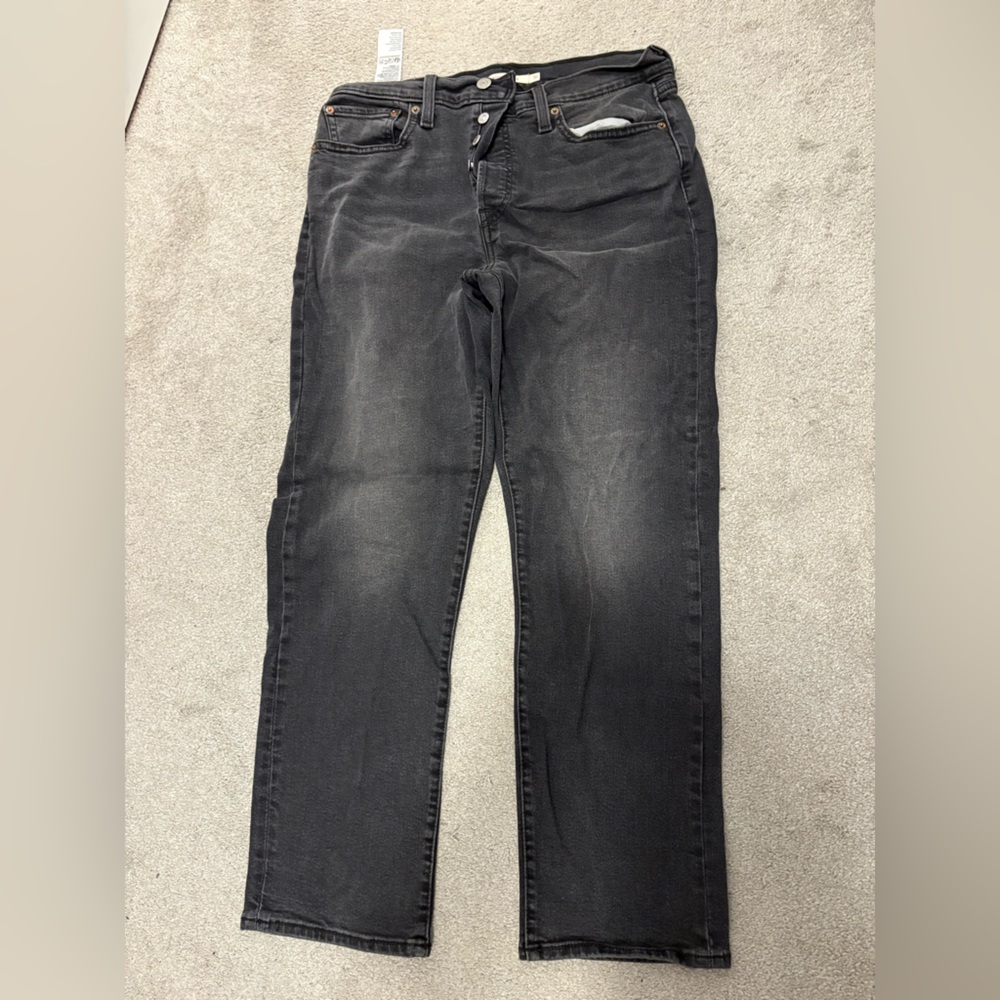 Levi’s High Rise Wedgie Straight, 31x28